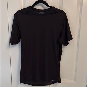 Men’s Patagonia Capilene Cool lightweight tee, size Medium